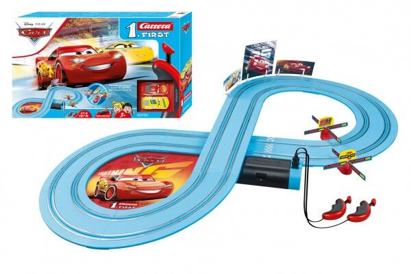 Autodráha Carrera First Cars 2,4m plast + 2 auta 